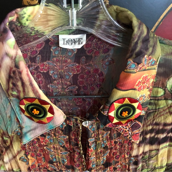 Love Amour Blouse Shirt Embroidered Multicolor Long Sleeve Button Up Size XLarge - Picture 8 of 15